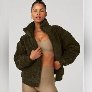 Alo Yoga Varsity Sherpa Jacket Full Zip Dark Olive Green XS